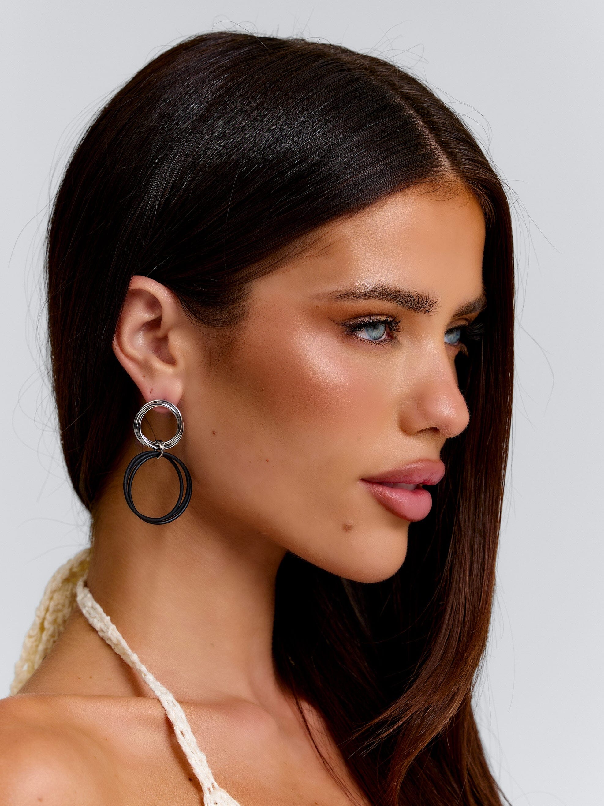 KALIA EARRINGS SILVER - Image 2
