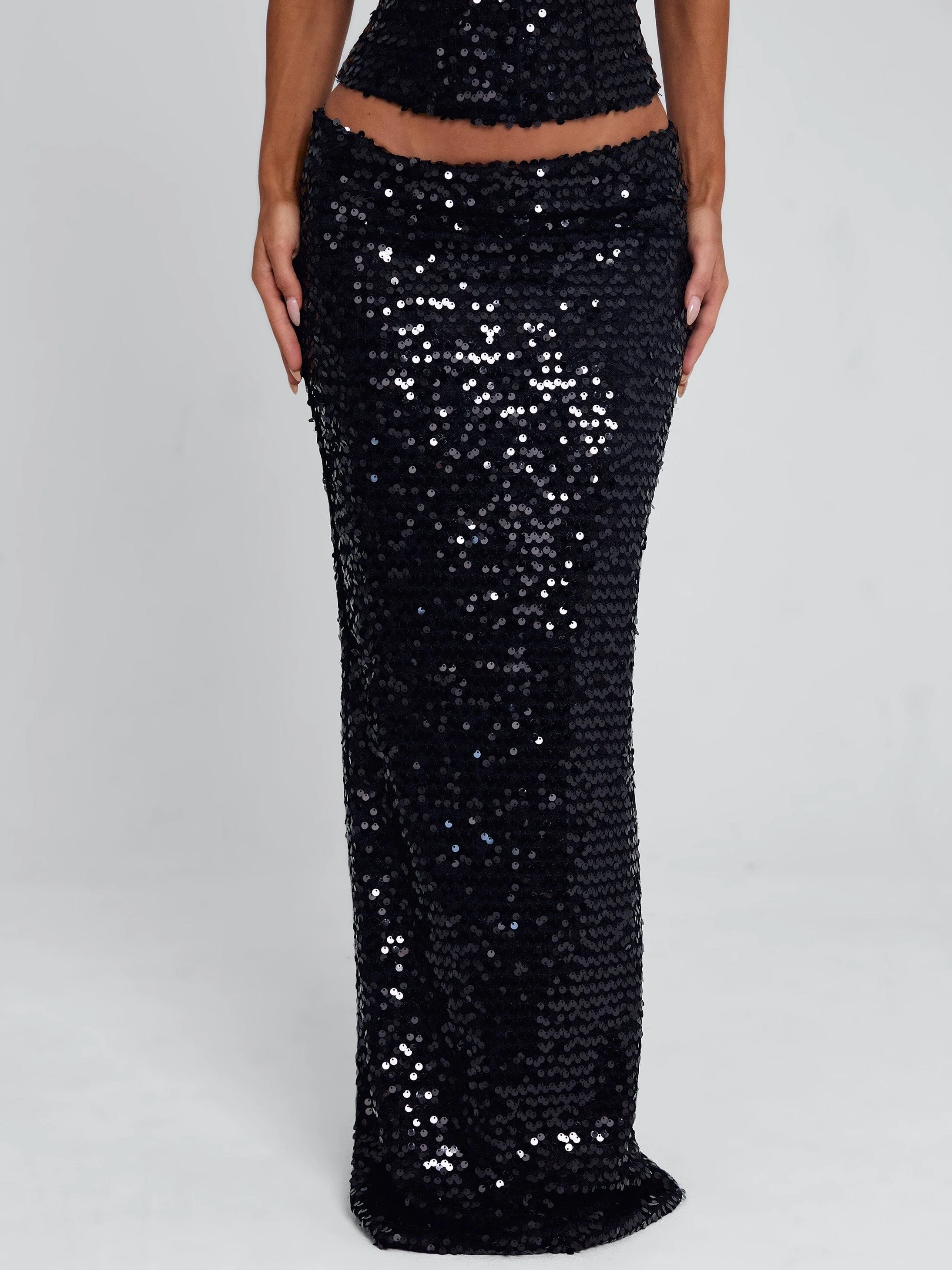 NUI MAXI SKIRT BLACK - Image 2