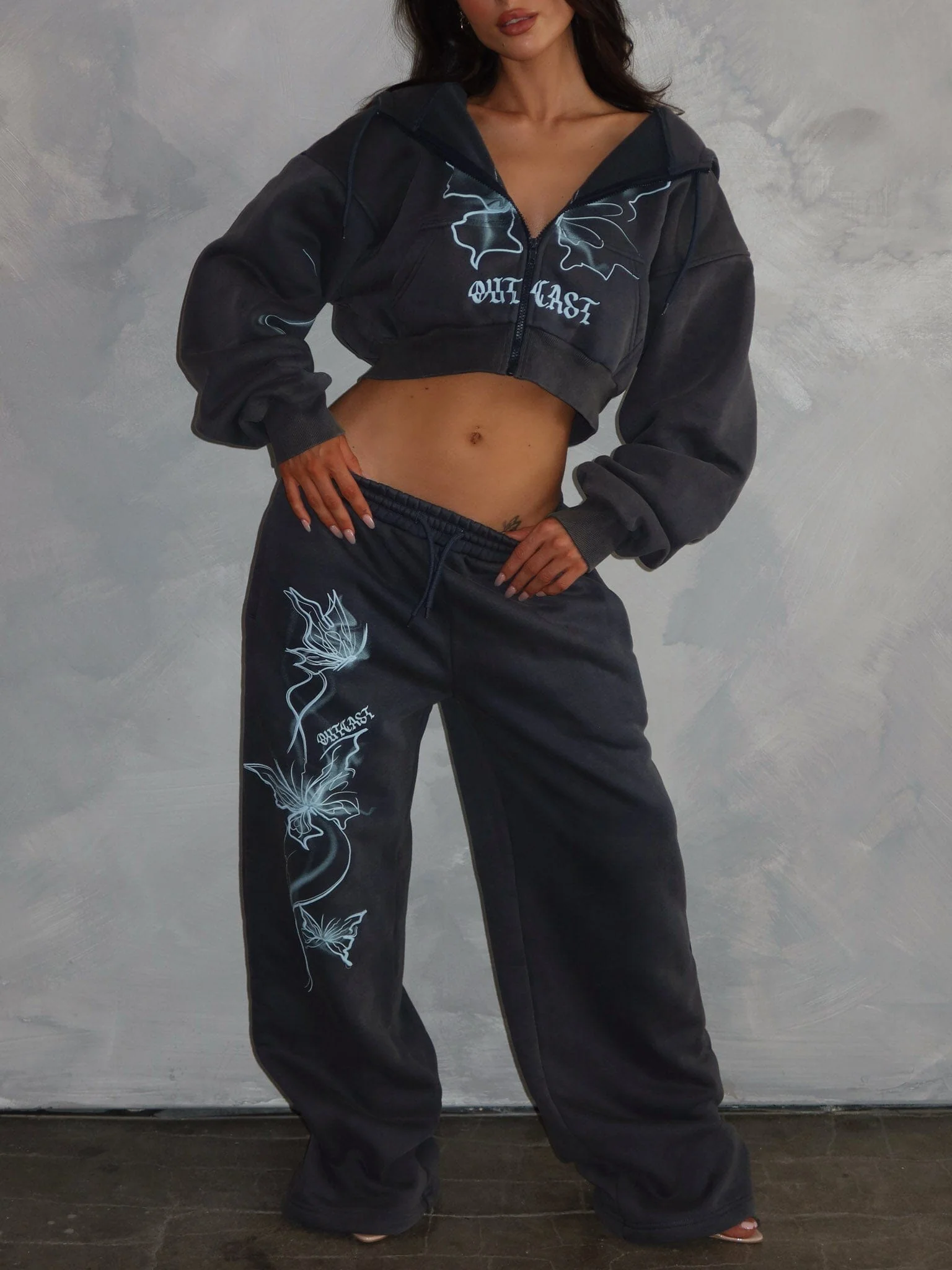 NYA CROPPED HOODIE VINTAGE NAVY - Image 3