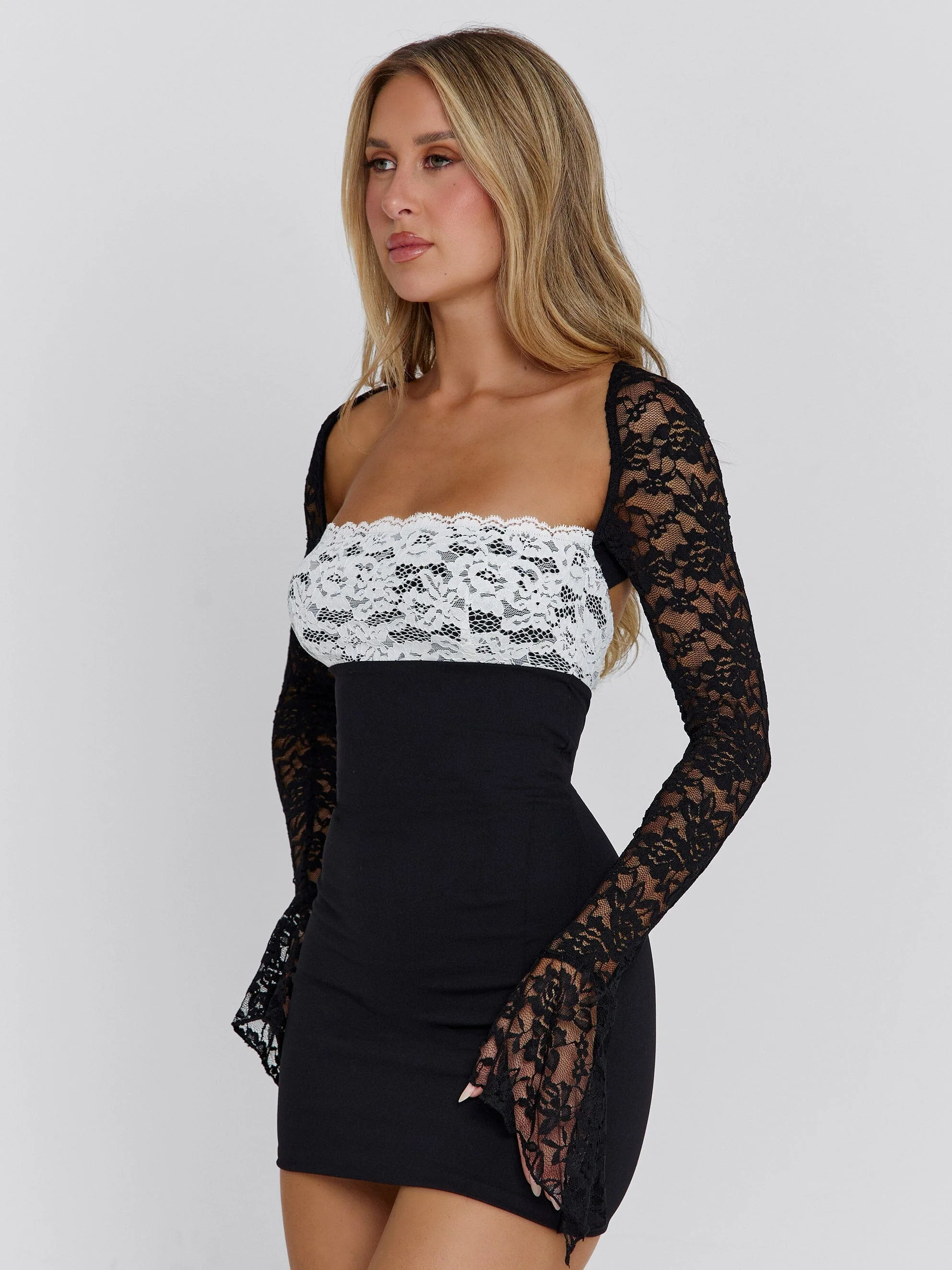 OMERA MINI DRESS BLACK WHITE - Image 6