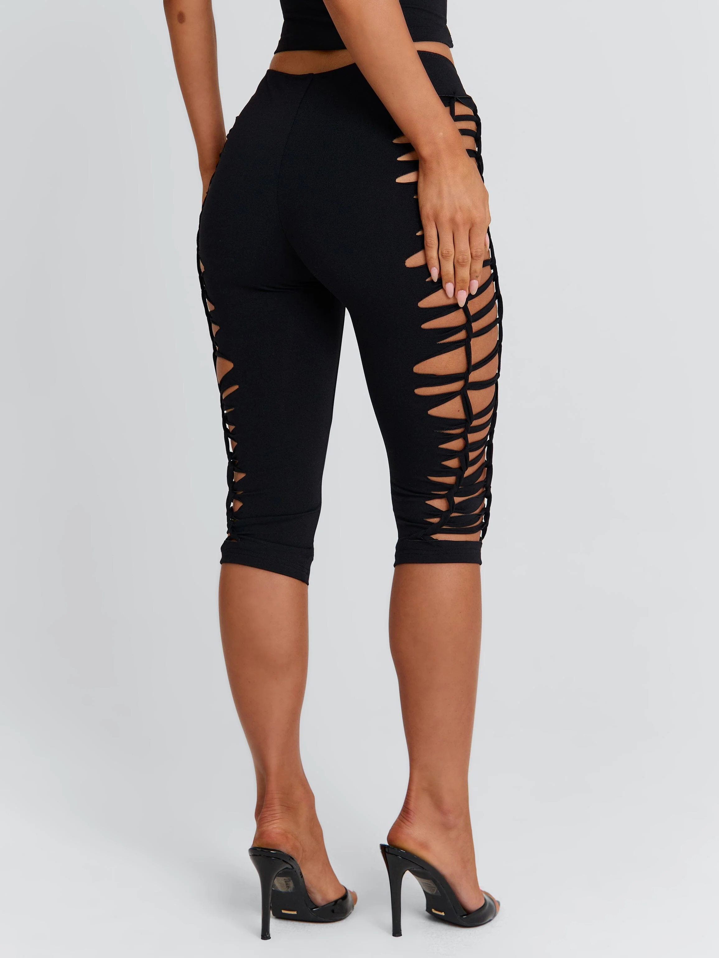 ZHERA CAPRI PANTS BLACK - Image 8