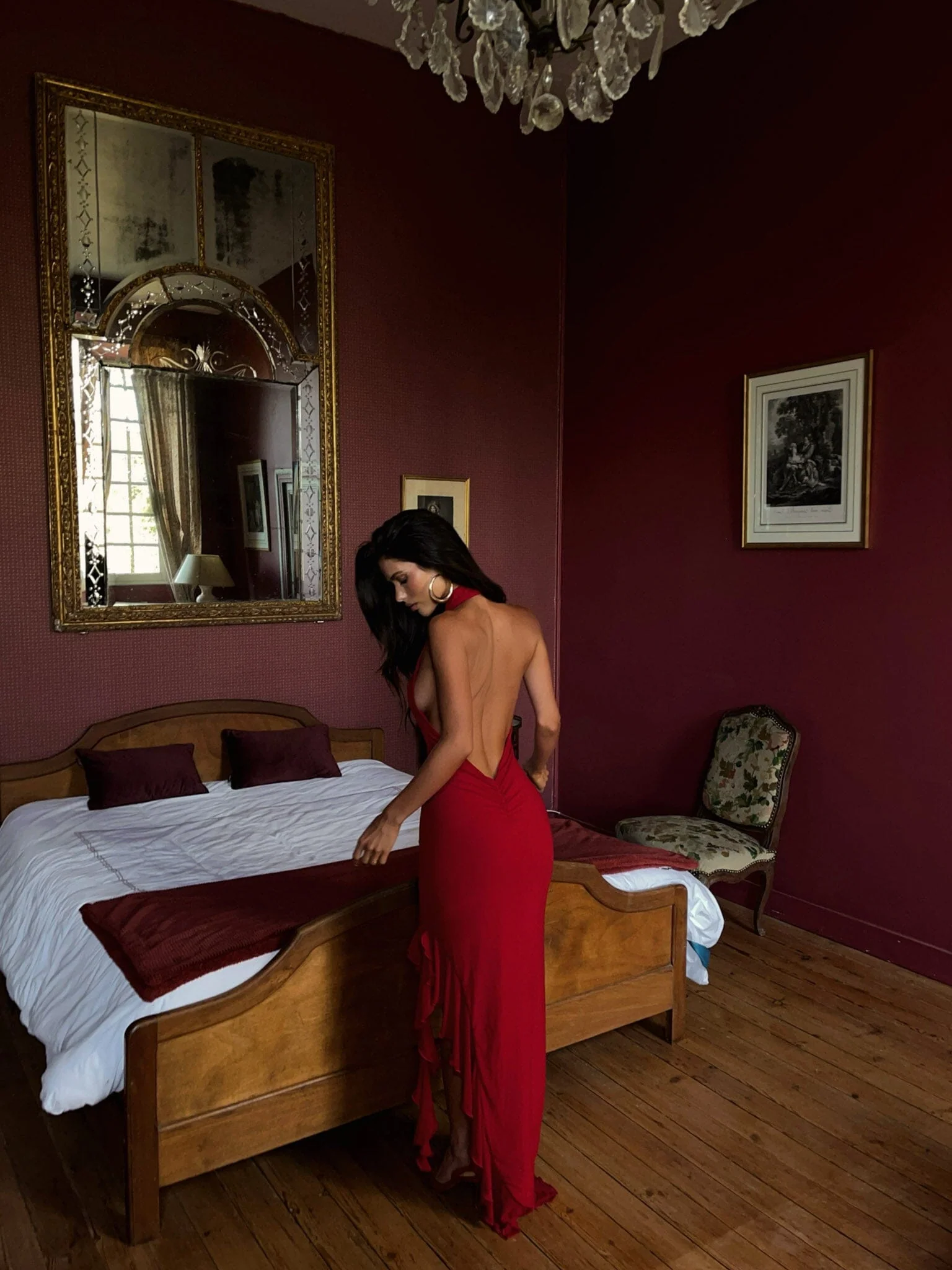 ZOEI MAXI DRESS DEEP RED - Image 2